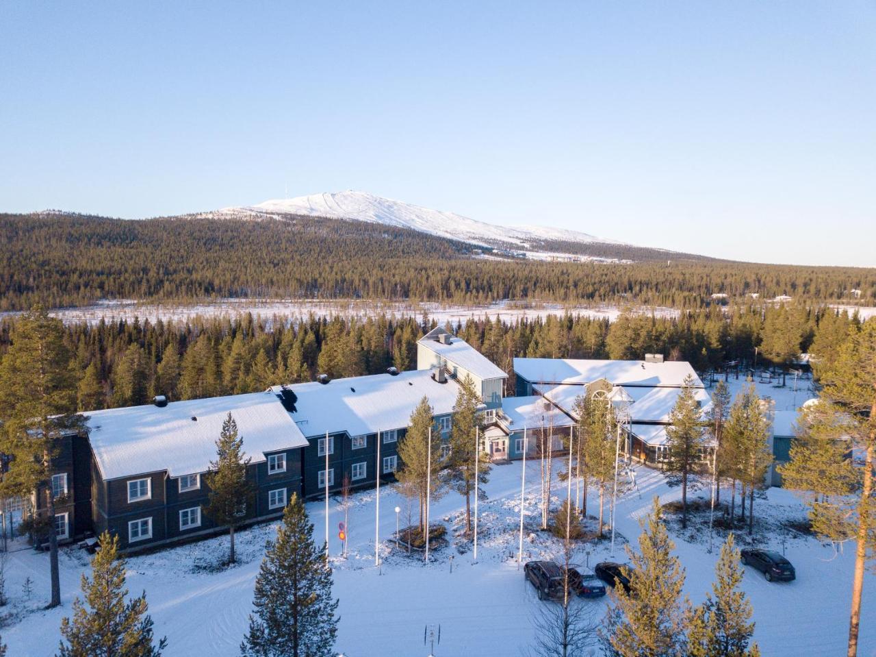 Hotel Yllaesrinne Ylläsjärvi Kültér fotó