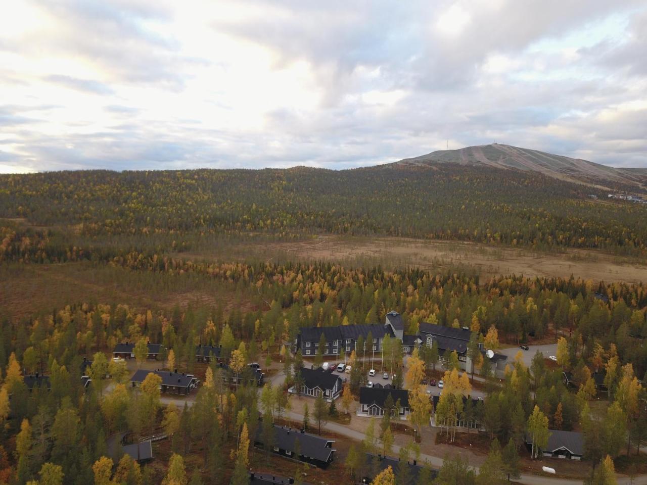 Hotel Yllaesrinne Ylläsjärvi Kültér fotó