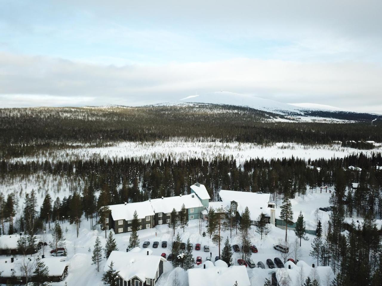 Hotel Yllaesrinne Ylläsjärvi Kültér fotó